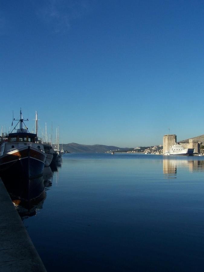 Apartment Planikovica Trogir Exterior foto