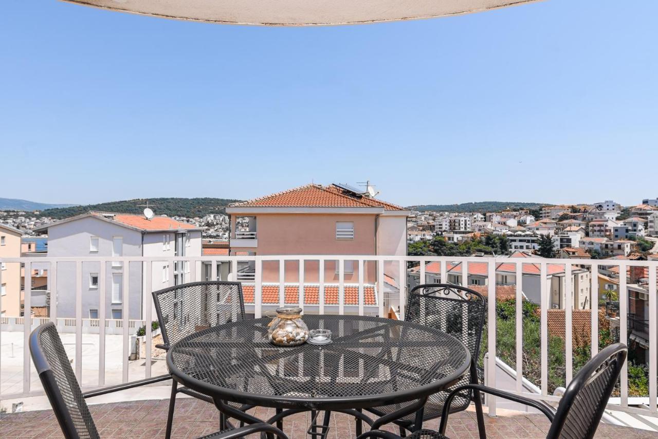Apartment Planikovica Trogir Exterior foto