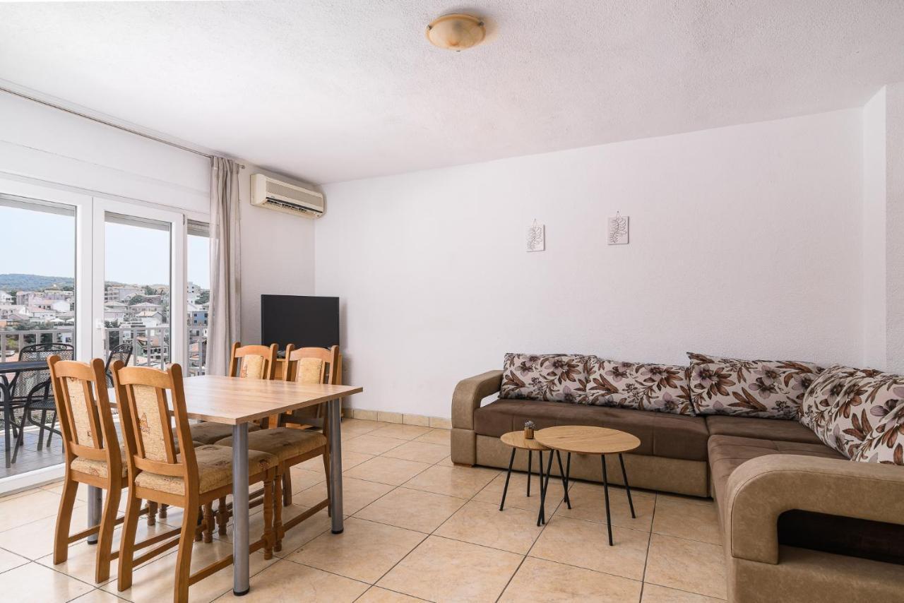 Apartment Planikovica Trogir Exterior foto